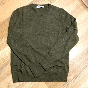 Everlane cashmere crew neck heather green EUC size Small